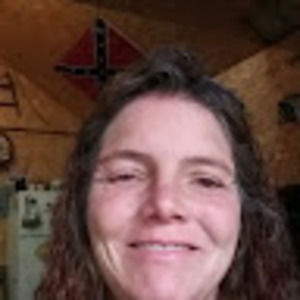 Meet your Posher, Daphne